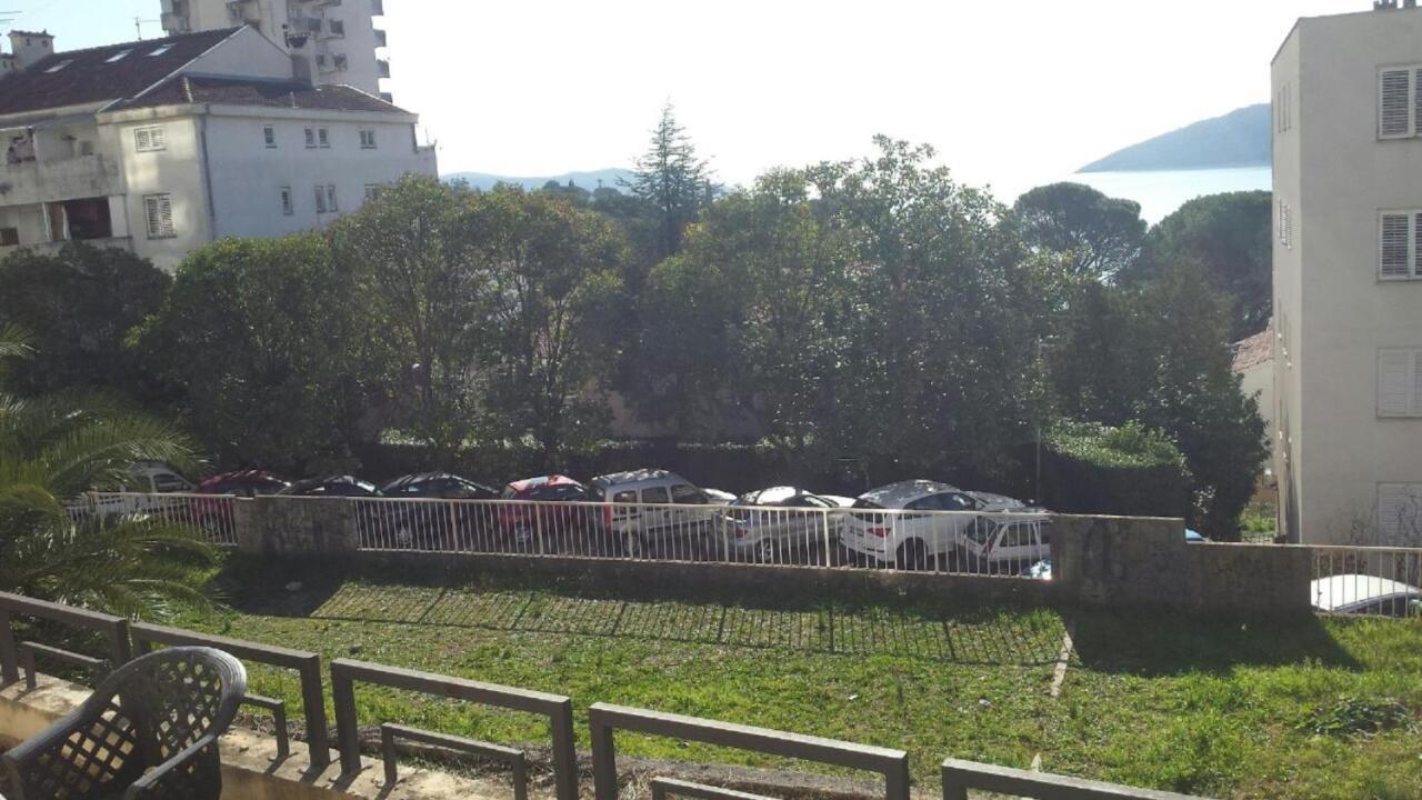 Appartamento Bellissimo Herceg Novi Esterno foto