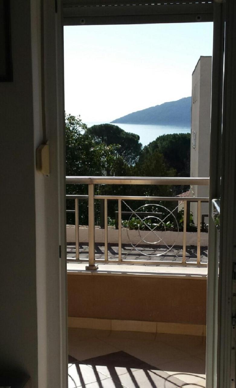 Appartamento Bellissimo Herceg Novi Esterno foto