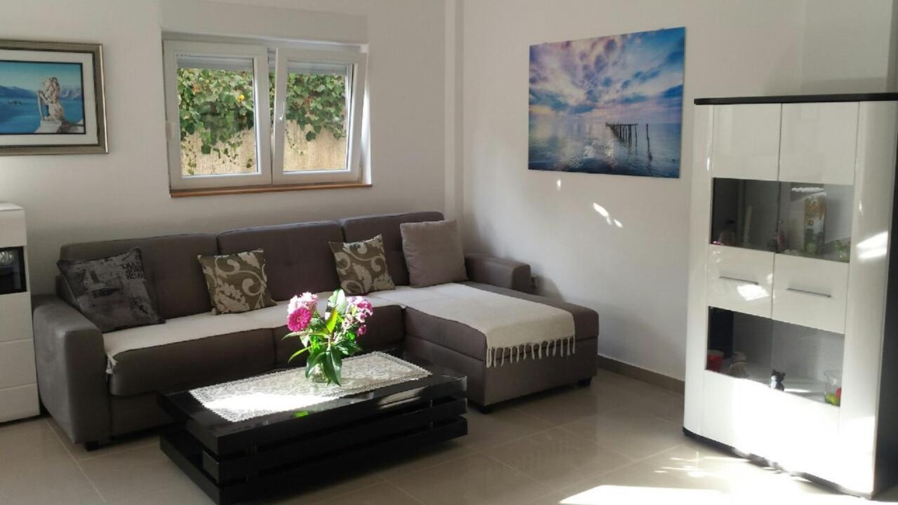 Appartamento Bellissimo Herceg Novi Esterno foto